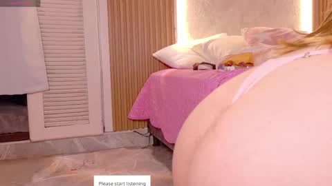 Amber online show from April 24, 1:14 pm