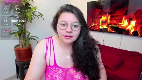 Snapshot of amber_sexy14 chatting on February 23, 5:06 am amber_sexy14 online show from February 23, 5:06 am