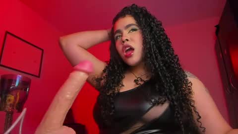 Snapshot of amber_smith20 chatting on January 29, 1:58 am find me here --- online show from January 29, 1:58 am