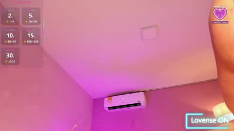 Amber Collins online show from April 21, 1:42 am