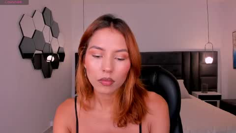  Amber   online show from April 22, 7:55 pm