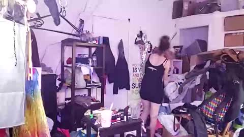 ambionce online show from December 18, 8:30 am