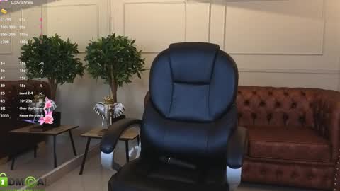 AMELIA online show from April 25, 12:41 pm