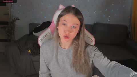 Your Amelia online show from December 28, 12:04 am