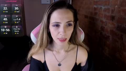 amelia_meili online show from April 25, 1:41 pm
