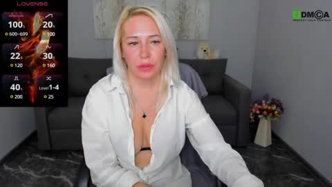 Amelia online show from February 25, 1:21 pm