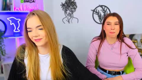 ameliaa_sweet online show from March 15, 1:02 pm