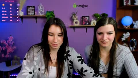 ameliaa_sweet online show from April 1, 11:33 am
