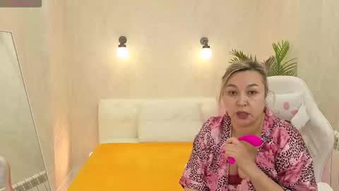 ameliawane online show from October 14, 9:12 am