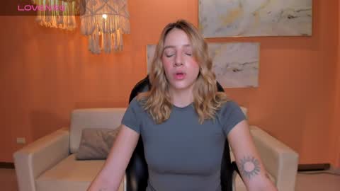 Amelie Graham online show from December 29, 11:07 am