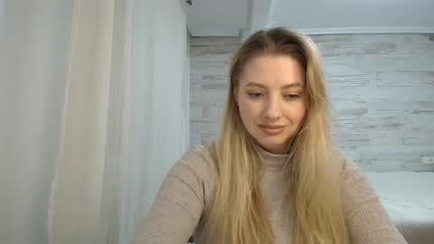 Amelie online show from January 10, 7:07 pm