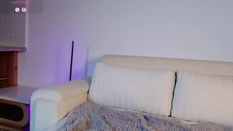Victoria online show from May 15, 11:07 pm