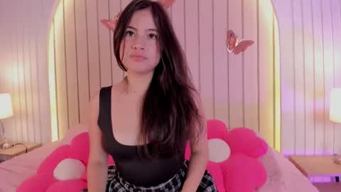 Snapshot of ameliiaa_smith chatting on October 16, 12:24 am Amelia online show from October 16, 12:24 am