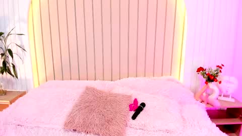 Snapshot of ameliiaa_smith chatting on March 12, 12:53 am Amelia online show from March 12, 12:53 am