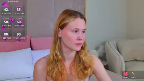 AmeliRoyse online show from June 11, 5:10 pm
