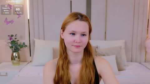 AmeliRoyse online show from February 19, 5:12 pm