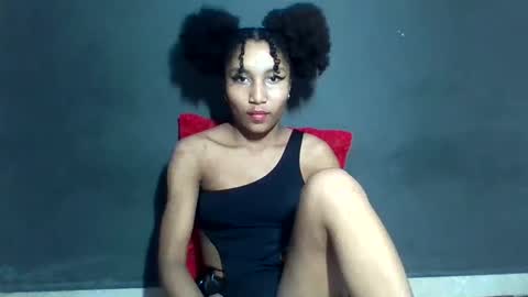amelisy20005 online show from April 15, 7:47 pm