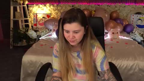 amellymillyy online show from March 5, 7:53 pm