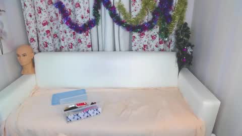 Snapshot of amihotgranny chatting on January 17, 12:52 pm Ami online show from January 17, 12:52 pm