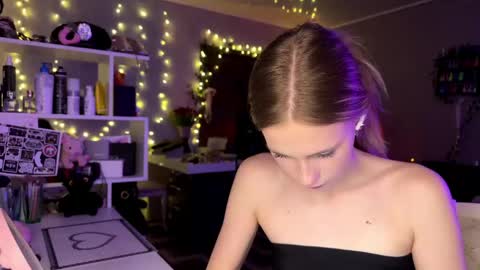 Amily online show from March 23, 3:07 pm