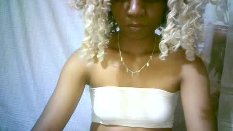 Snapshot of aminah01 chatting on January 3, 6:14 pm aminah01 online show from January 3, 6:14 pm