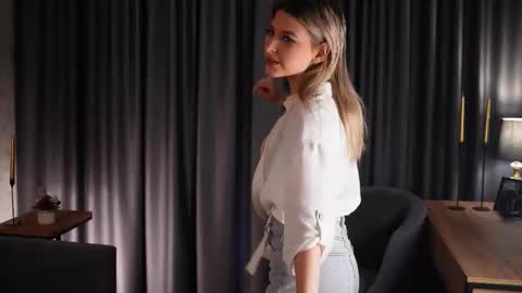 Ami3 online show from October 10, 2:05 am