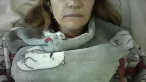 Snapshot of ammber3 chatting on December 21, 11:22 am Paula D online show from December 21, 11:22 am