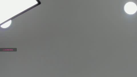 Amber online show from December 5, 6:31 pm