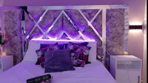 Ammy Jones online show from April 22, 2:52 am