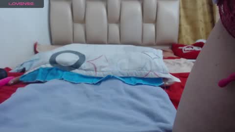 Snapshot of ammyloovee chatting on January 28, 9:19 am Ammy online show from January 28, 9:19 am