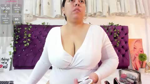 AmmyPike online show from March 8, 2:32 pm