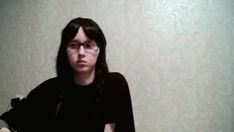 Amomira honeyx online show from November 20, 9:32 am