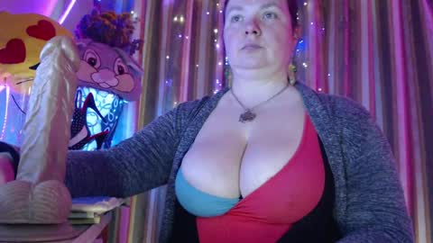 amorelara online show from April 25, 7:22 am