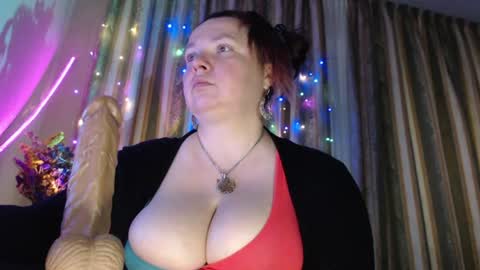 amorelara online show from June 11, 7:16 am