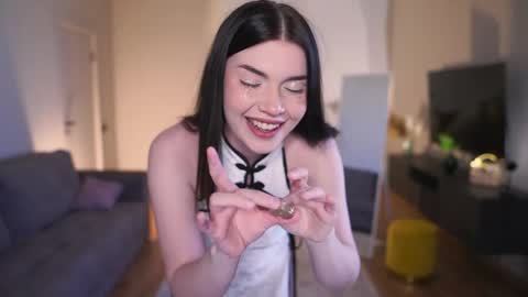 Ada online show from April 25, 1:14 pm