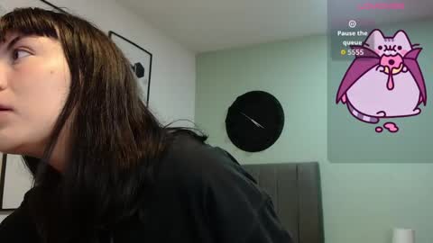 Amy 3 online show from April 24, 4:37 am