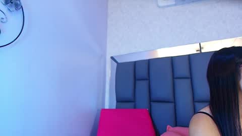 amy__wats0n online show from April 22, 7:11 pm