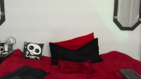 Amy online show from January 10, 5:06 pm