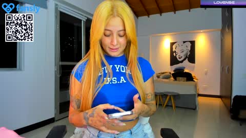 Snapshot of amy_coquette chatting on January 20, 12:46 am  CARO GOMEZ online show from January 20, 12:46 am