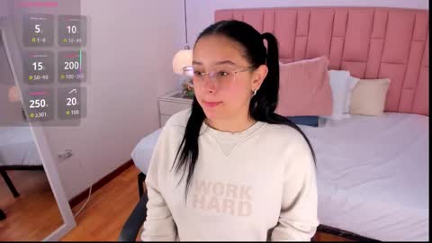 Aleja   online show from December 14, 2:50 am