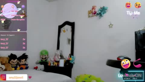 Amy online show from April 14, 7:25 pm