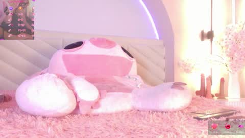 Amy online show from June 6, 8:37 pm