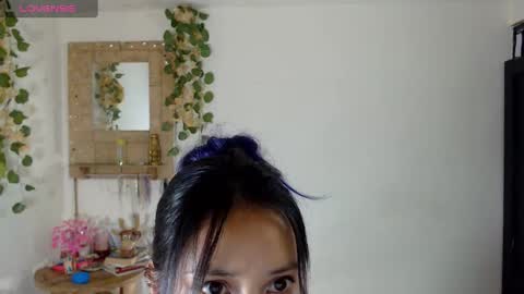 Snapshot of amy_mur chatting on February 18, 9:10 am amy mur online show from February 18, 9:10 am