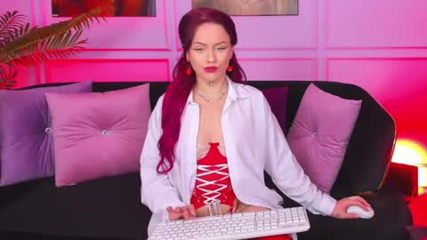 Snapshot of amy_rider chatting on October 5, 7:30 pm amy_rider online show from October 5, 7:30 pm