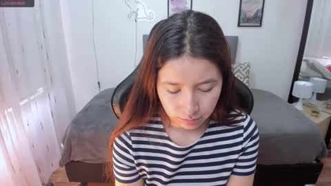 Snapshot of amy_sophiaa chatting on September 23, 12:47 pm Amy sophia 3 online show from September 23, 12:47 pm