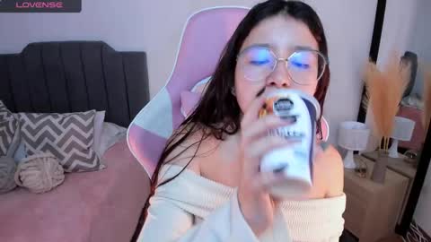 Amy sophia 3 online show from April 24, 12:30 pm