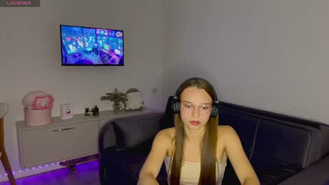 Amy online show from July 7, 6:10 pm