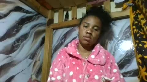 Amyatche online show from June 18, 4:47 am