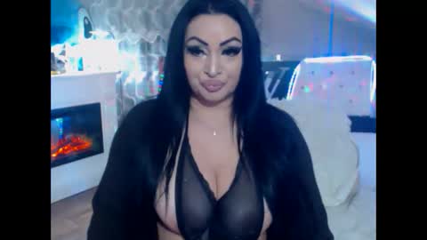 Snapshot of amyrarosera chatting on February 12, 11:30 pm Alimoonyia online show from February 12, 11:30 pm