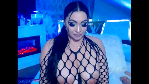 Snapshot of amyrarosera chatting on February 21, 1:33 am Alimoonyia online show from February 21, 1:33 am